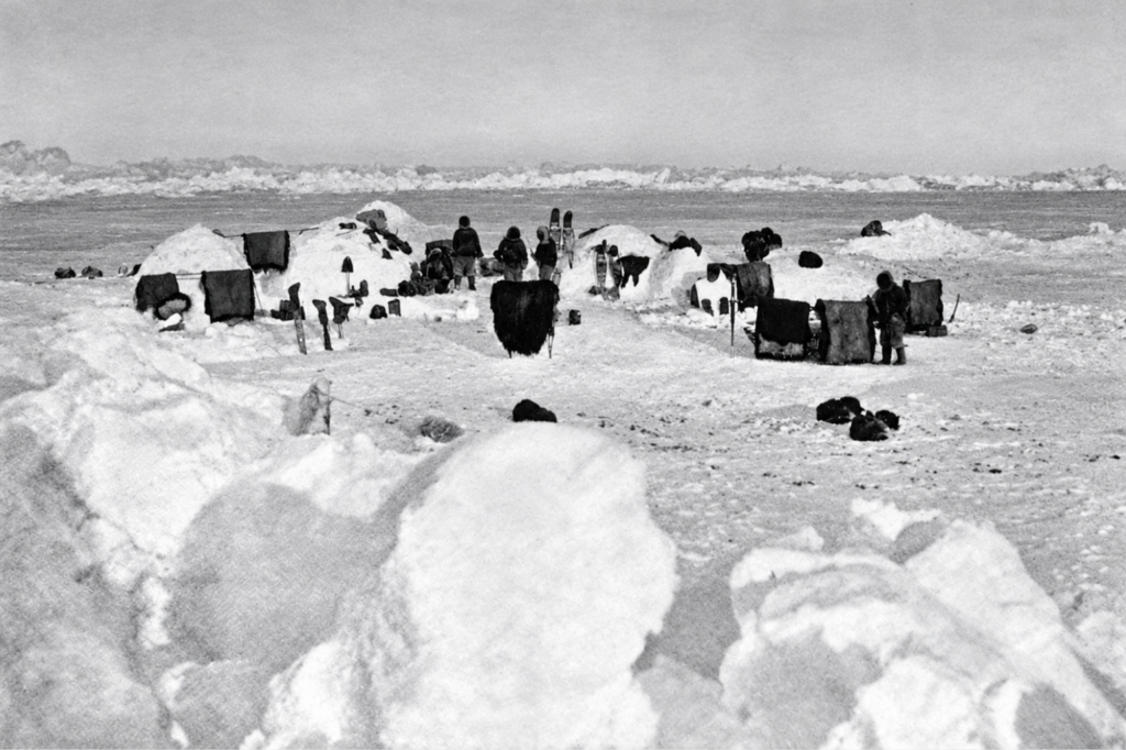 Лагерь полюсной партии Роберта Пири у Большой полыньи (Big Lead), 84°38′ с. ш., 1906 г.